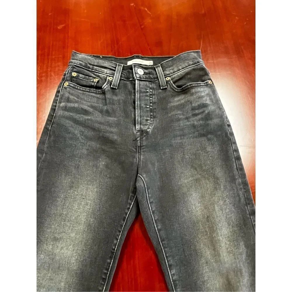 Levi’s Black Wedgie Straight Button Fly Jeans  sz 26 Worn Once